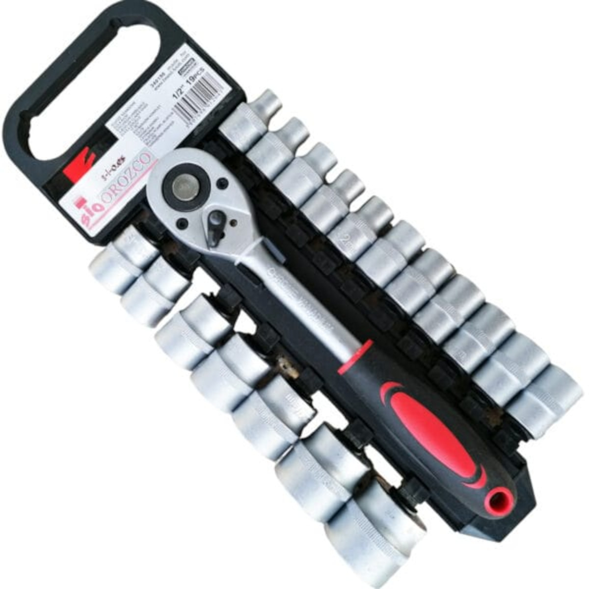 Juego de Llaves Carraca y Vasos 1/2 8-32mm. 19 piezas 1 Juego de Llaves Carraca y Vasos 1/2 8-32mm. 19 piezas